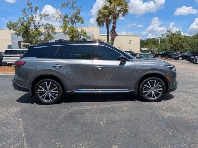 Used 2025 Gray INFINITI Autograph image 2
