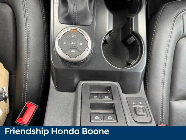 Used 2025 Beige Ford Badlands image 29