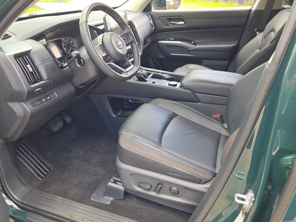 Used 2024 Black Nissan SL image 24
