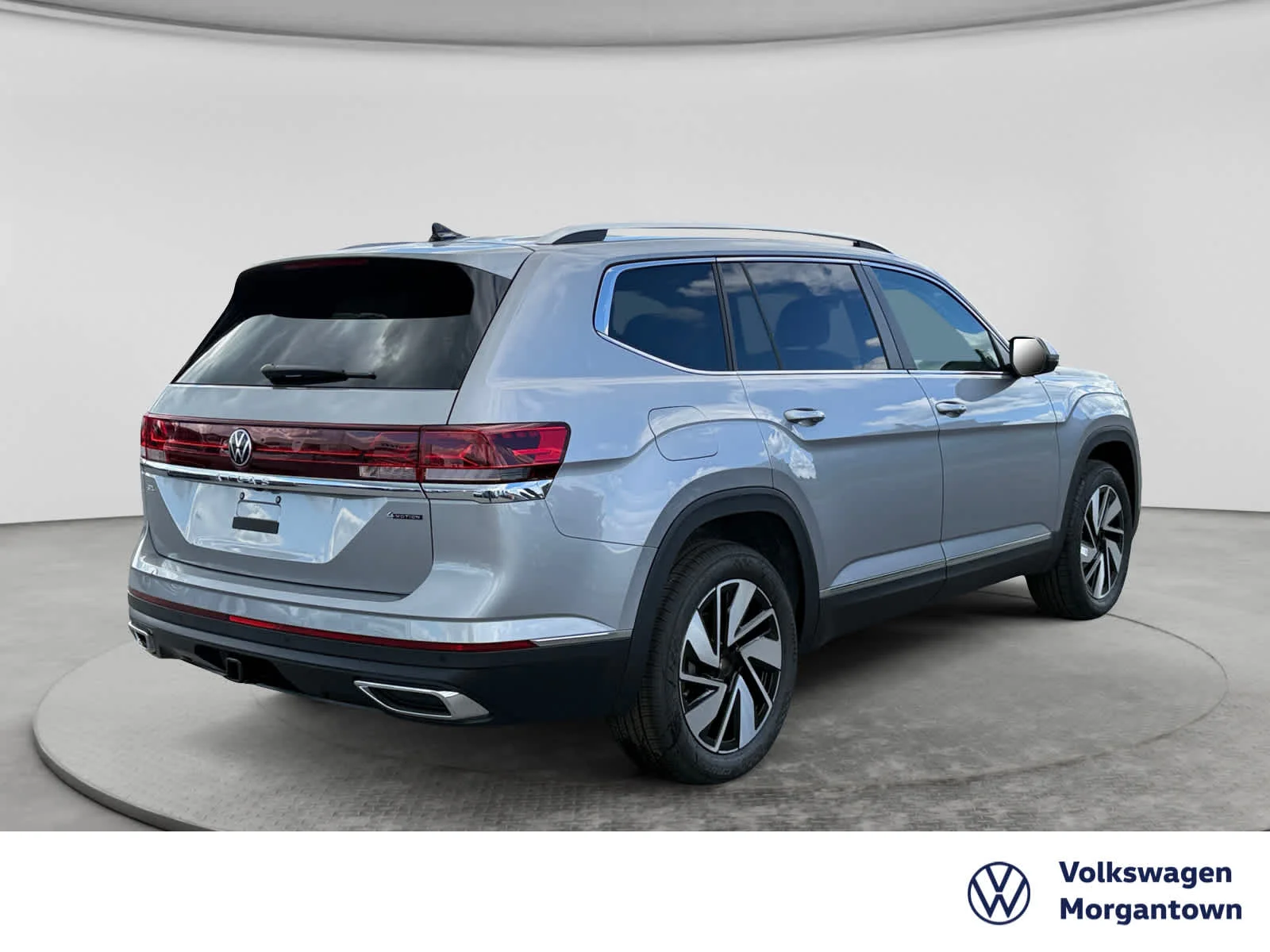 New 2026 Silver Mist Metallic Volkswagen 2.0T SEL image 5