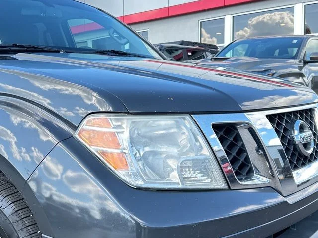 2015 Nissan Frontier SV - Photo 14