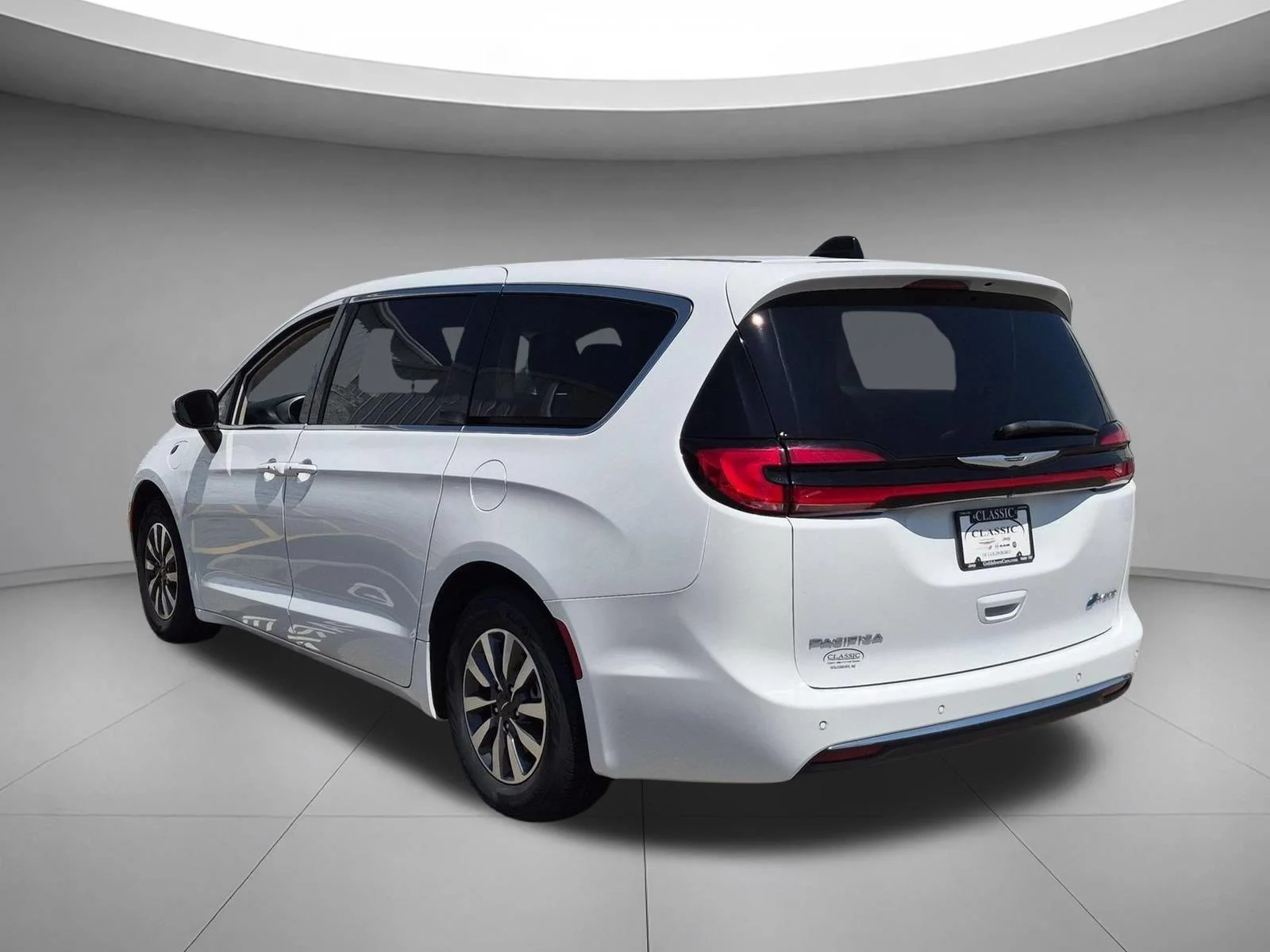 Used 2023 Bright White Clearcoat Chrysler Hybrid Touring L image 3
