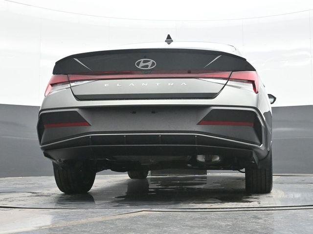 New 2026 Gray Hyundai SEL Sport image 18