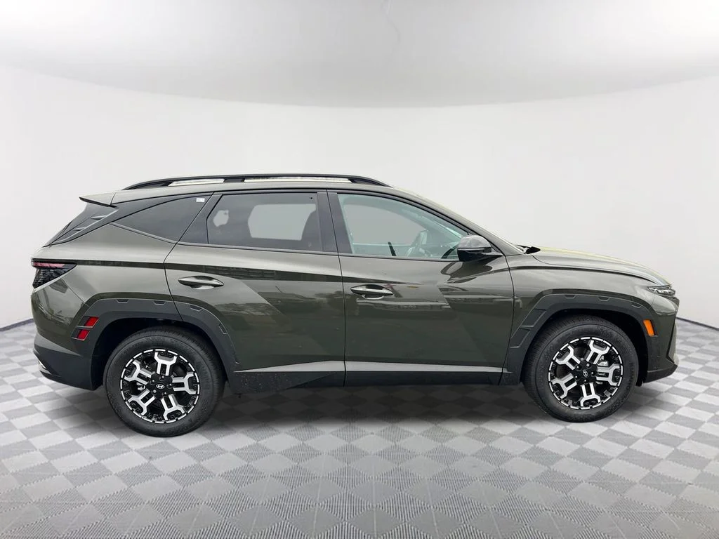 Used 2025 Green Hyundai XRT image 4