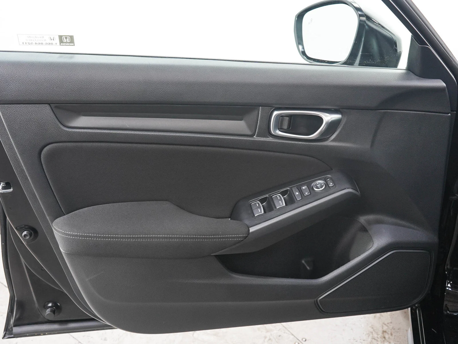 Used 2025  Honda 5D HATCHBACK 2.0L SPORT AUTO image 18