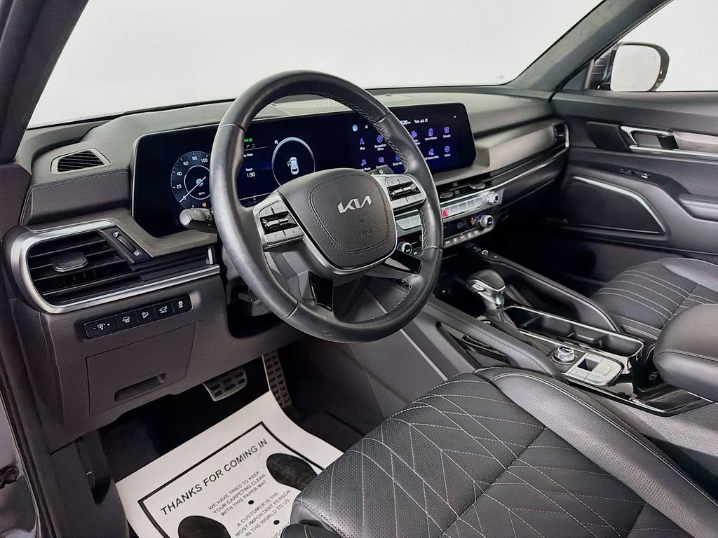 Used 2024 Gravity Gray Kia SX Prestige X-Line image 9