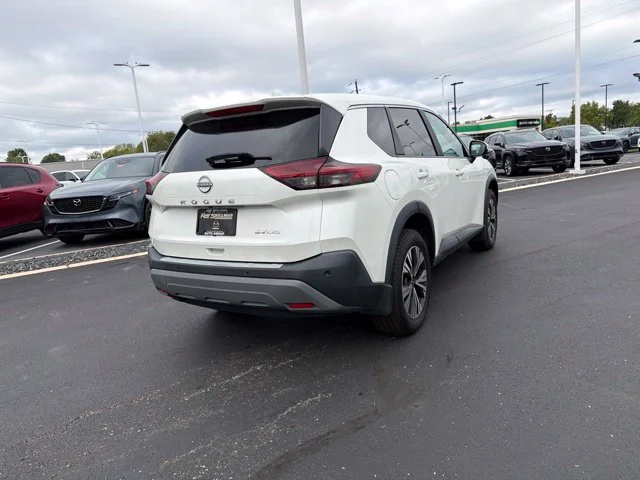 2023 Nissan Rogue SV - Photo 9