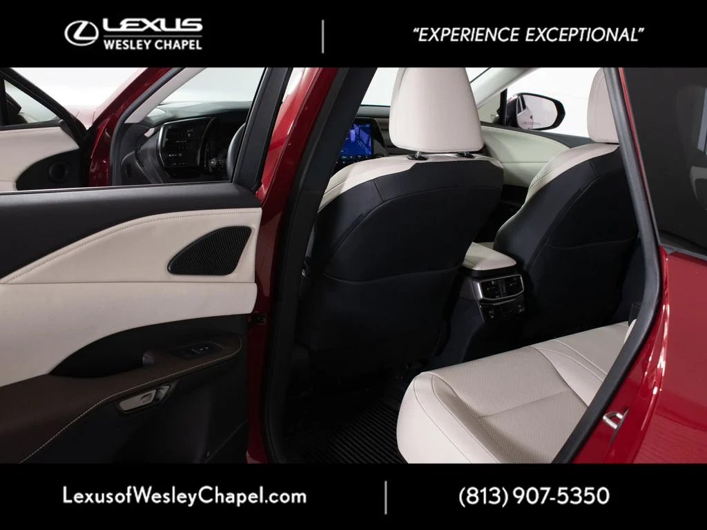 Used 2023 Red Lexus 350 image 14