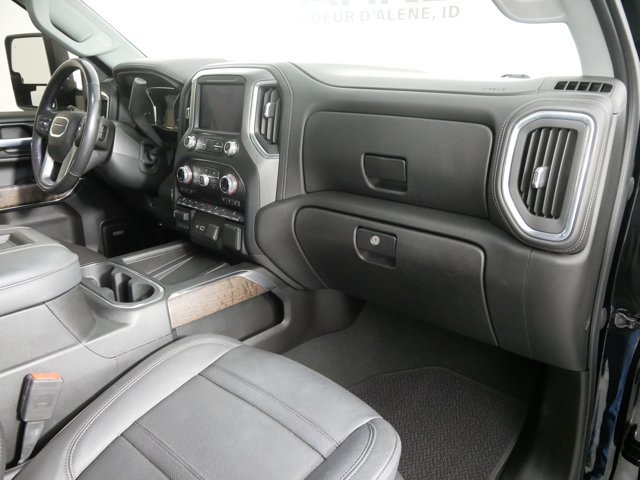 Used 2021 Ebony Twilight Metallic GMC Crew Cab Denali w/ Ultimate Pkg image 18