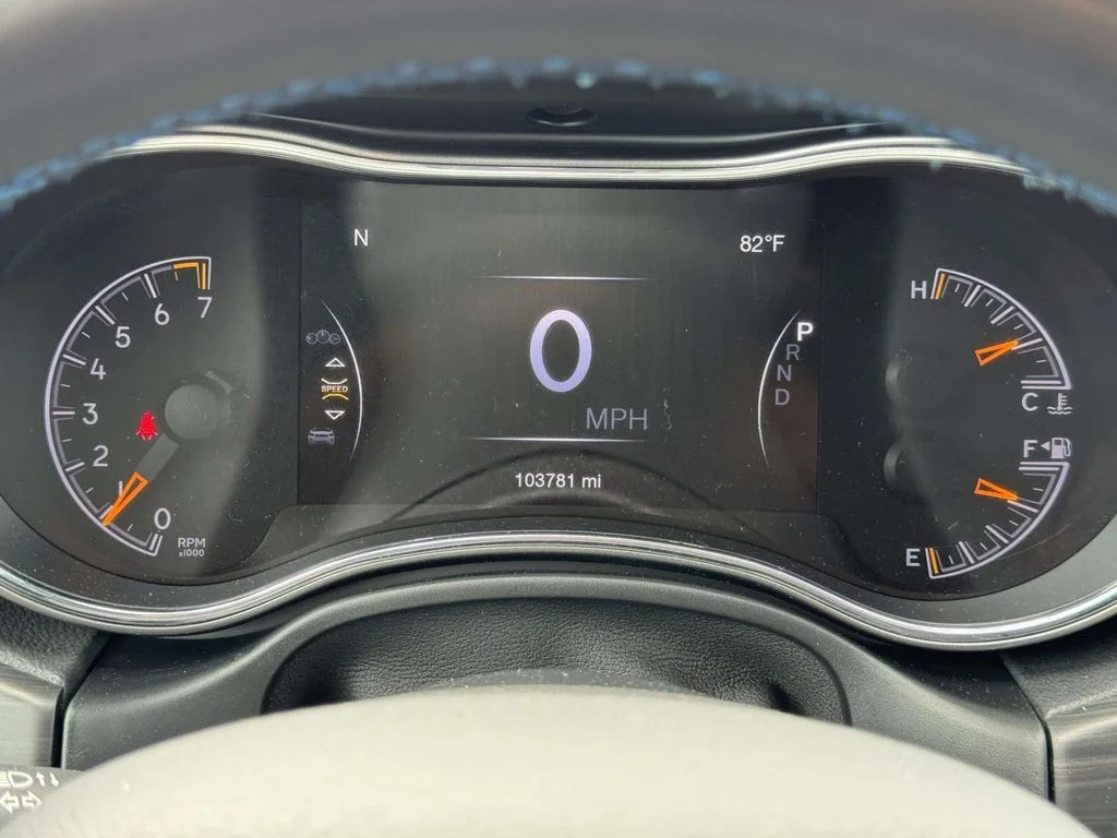 Used 2019 White Jeep Laredo image 24