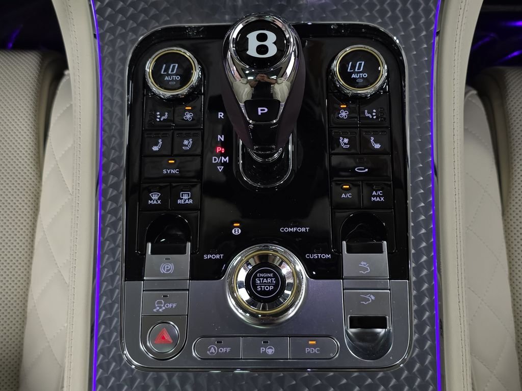 Used 2023  Bentley Speed image 19