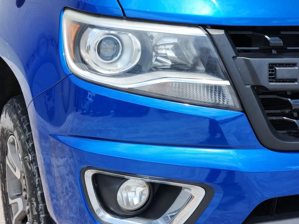 Used 2020 Kinetic Blue Metallic Chevrolet 4WD Z71 image 11
