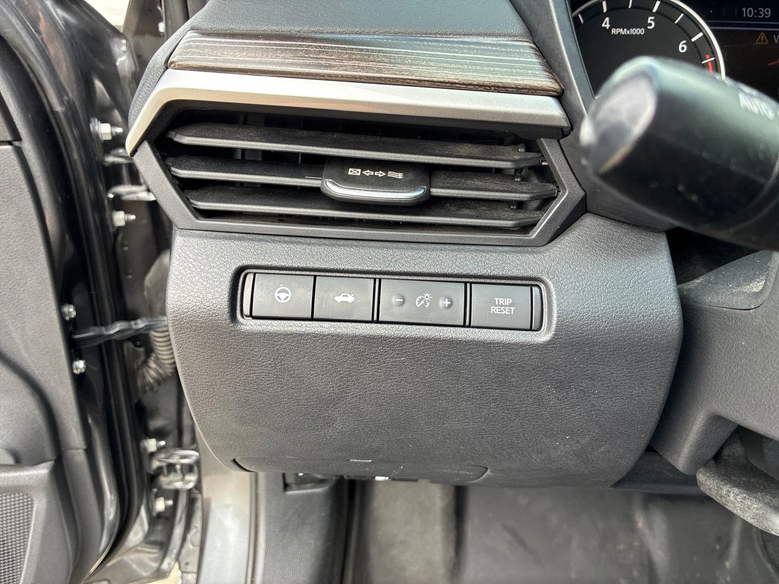 Used 2022 Gray Nissan 2.5 SL image 21