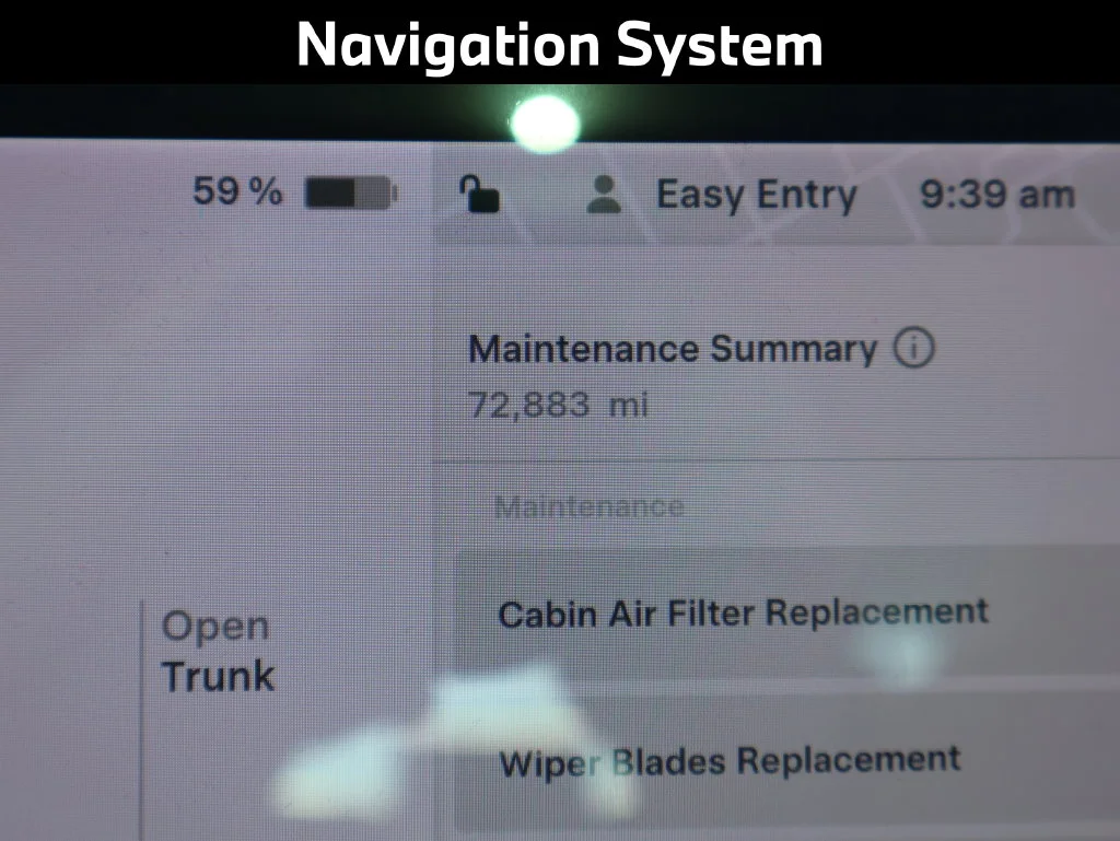Used 2018  Tesla  image 3