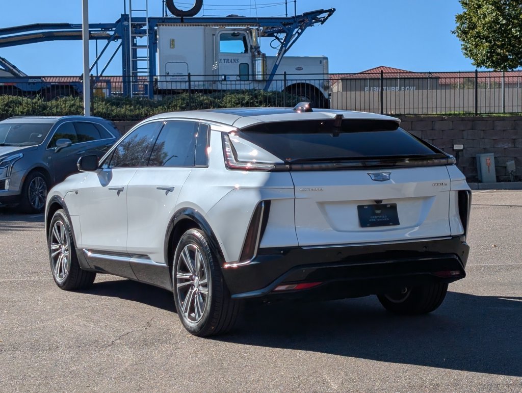Used 2024 Crystal White Tricoat Cadillac Luxury 2 image 3