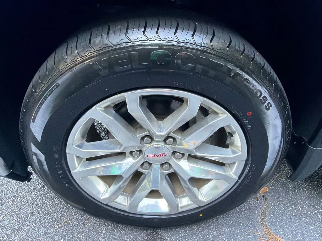 Used 2019 Red GMC SLT image 11
