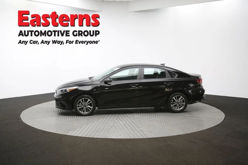 Used 2023 Black Kia LXS image 56