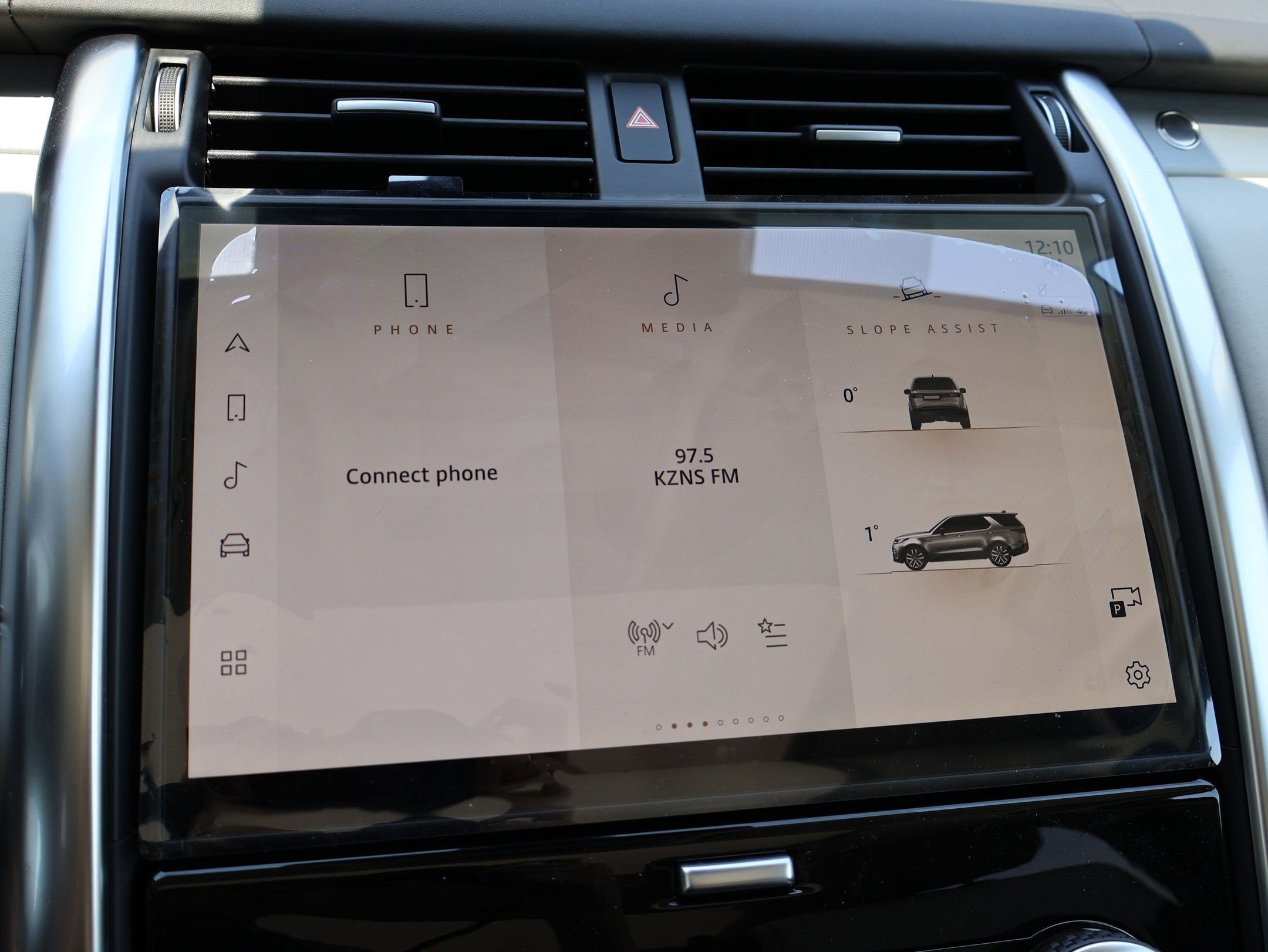 New 2026 Carpathian Grey LAND ROVER Gemini Edition image 14