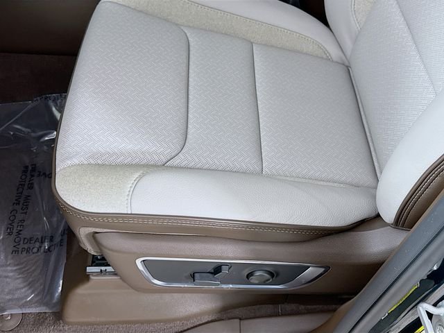 New 2026 Serrano-Green Metallic Exterior Paint RAM Laramie image 20