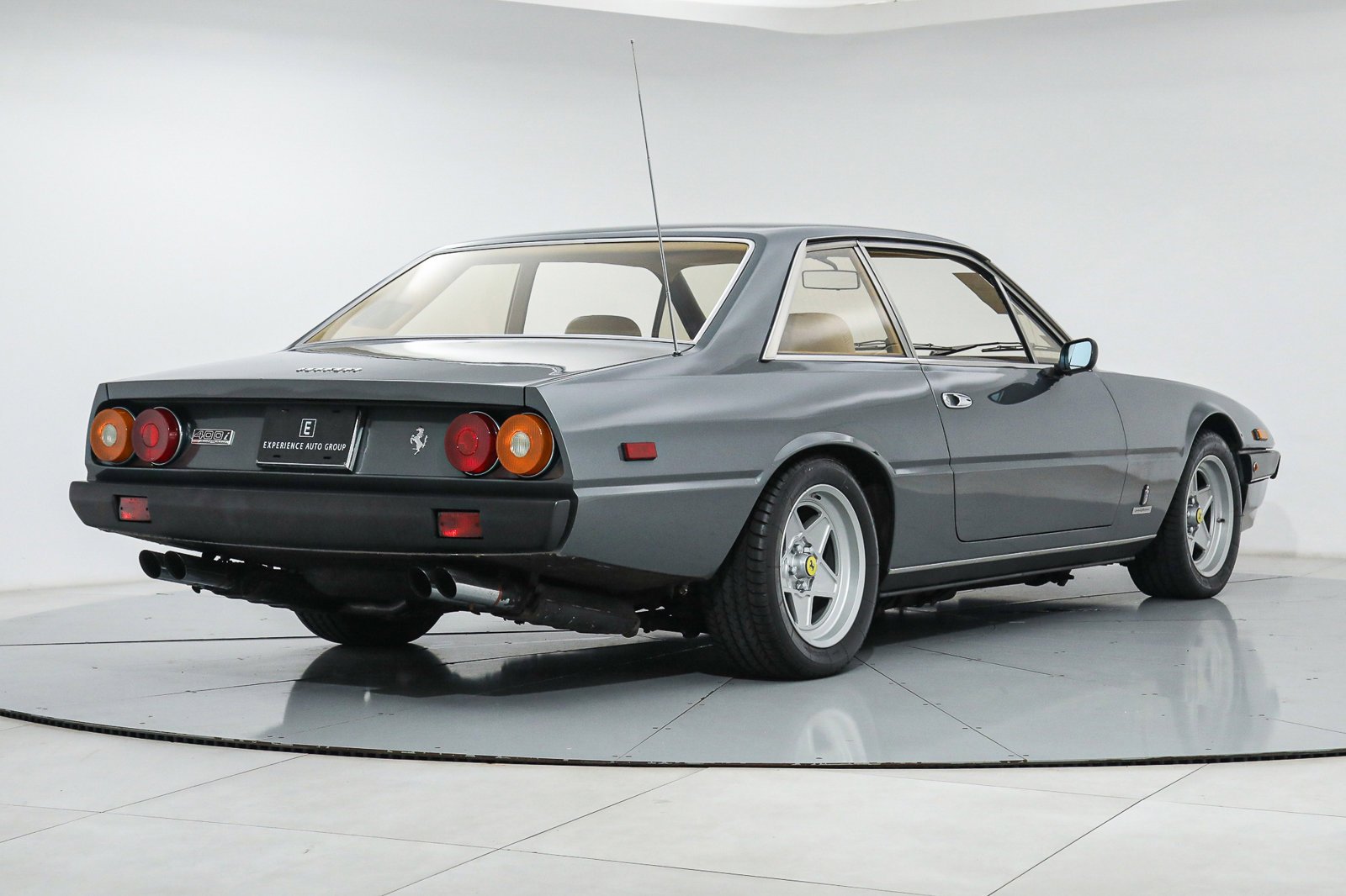 Used 1984 Silver Ferrari  image 3
