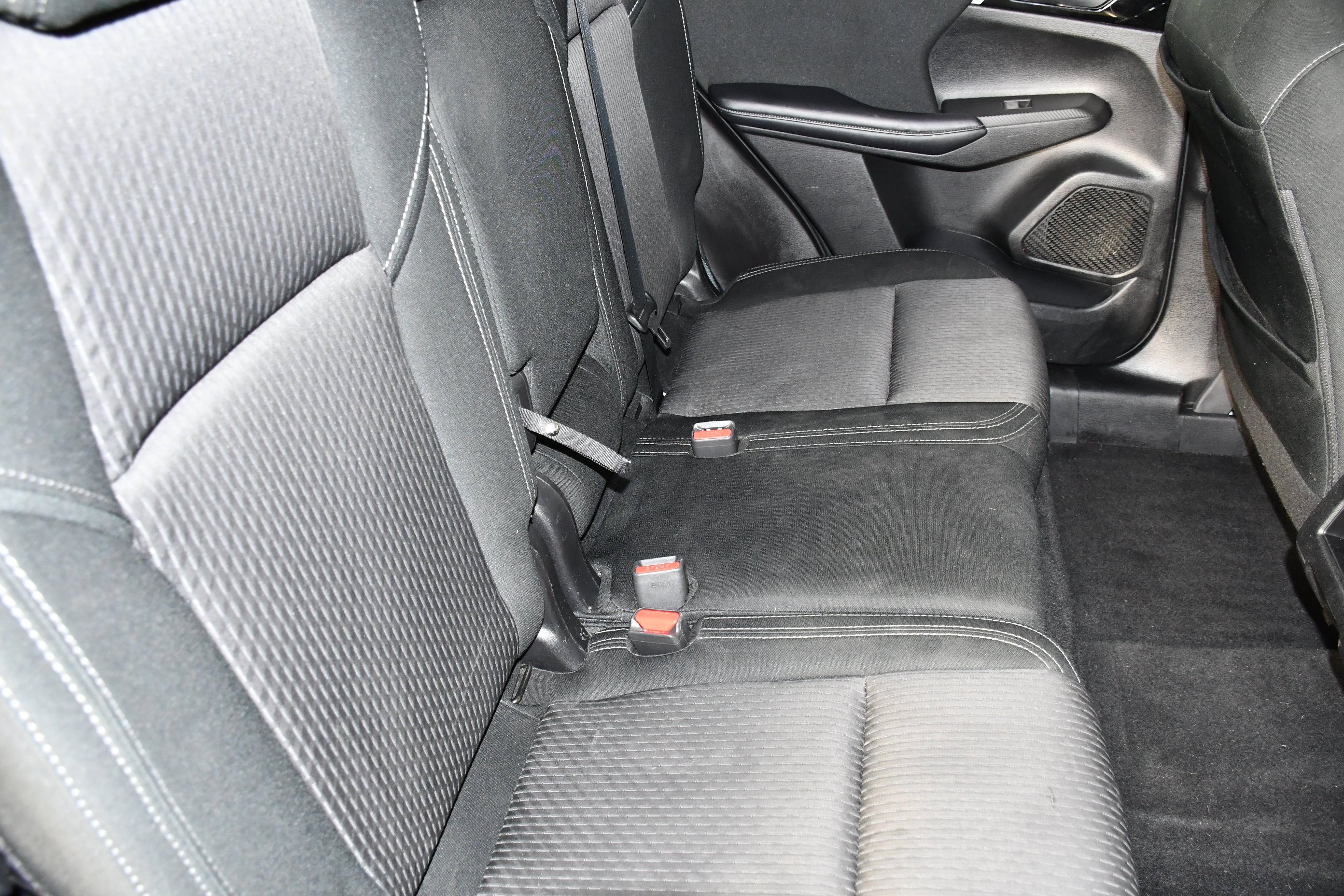 2023 Mitsubishi Outlander ES - Photo 43