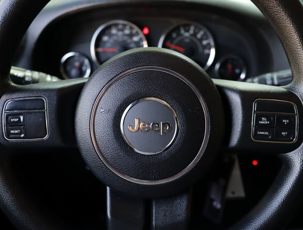 Used 2015 Black Jeep Sport image 10