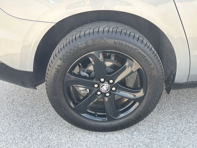 Used 2023  Buick Essence image 71
