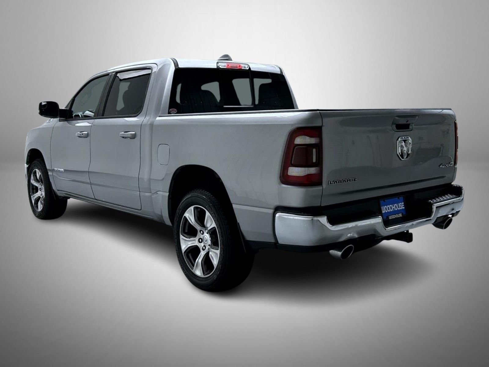 Used 2023 Silver Ram Laramie image 7