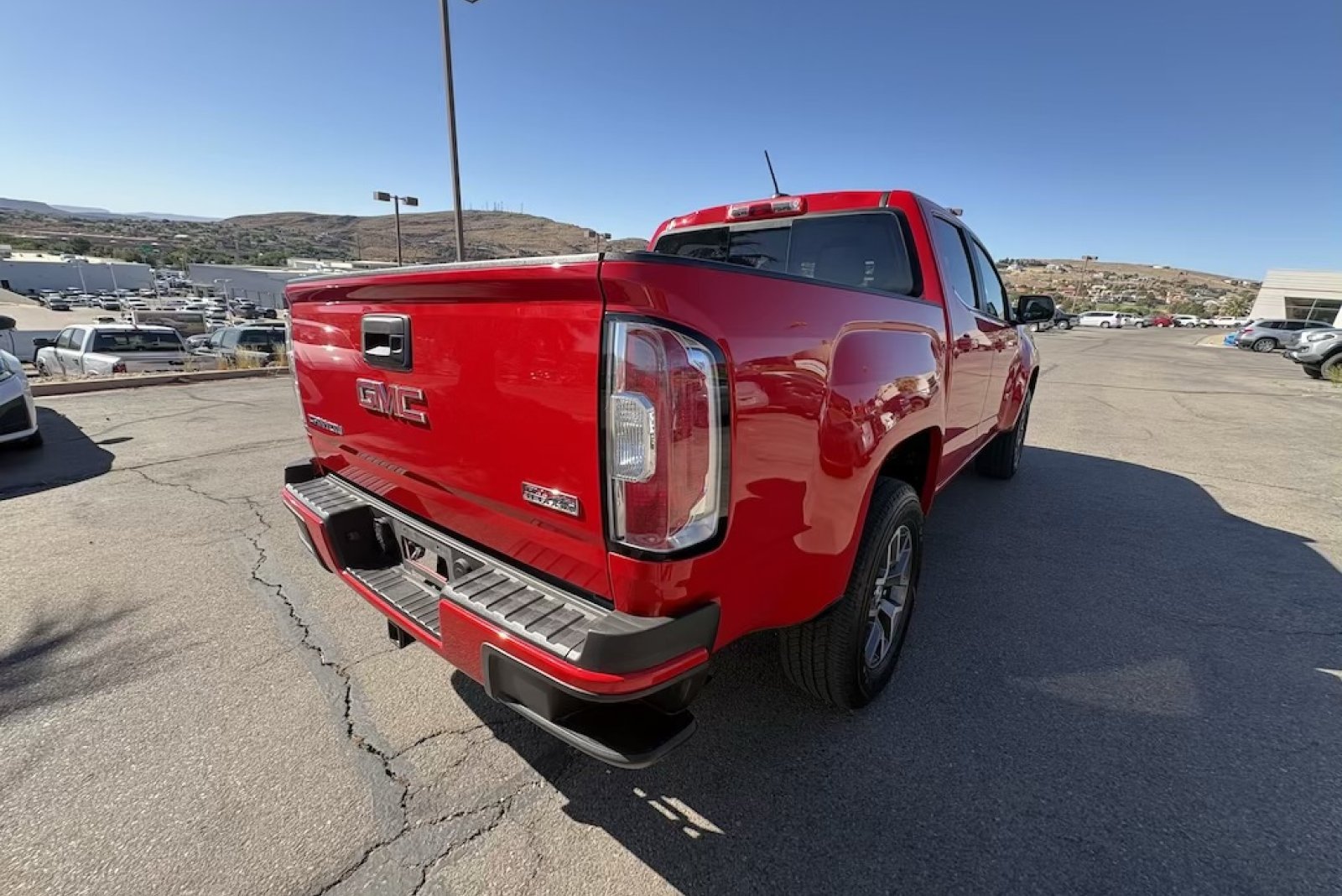 Used 2016 Cardinal Red GMC 4WD SLE image 6
