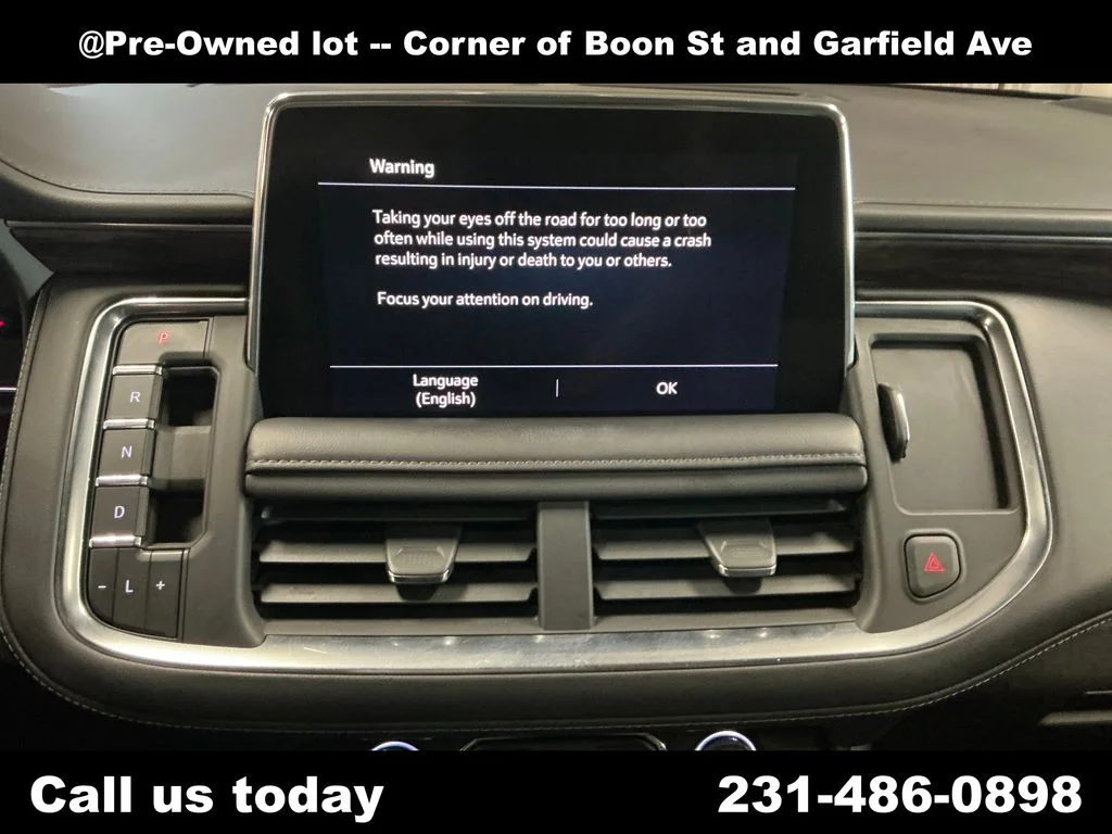 Used 2021 White Chevrolet Z71 image 19