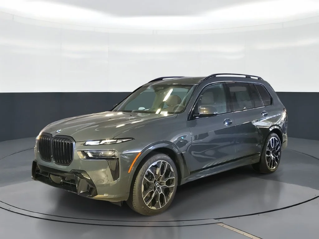 2027 BMW X7