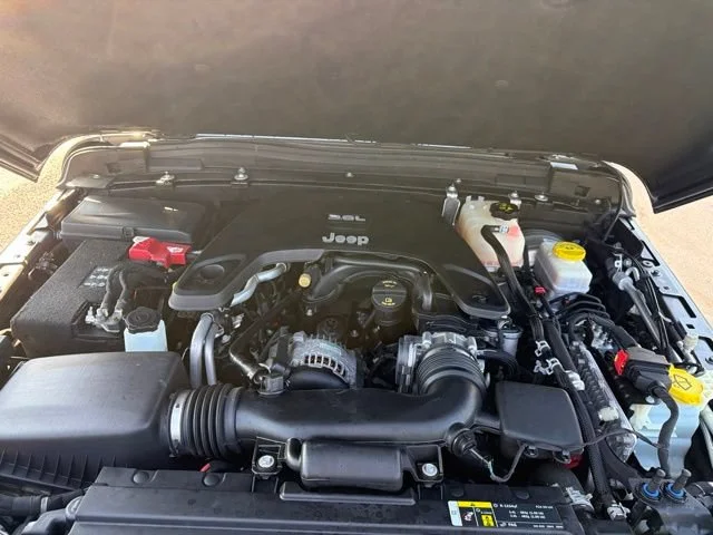 Used 2019 Gray Jeep Sport S 4x4 image 14