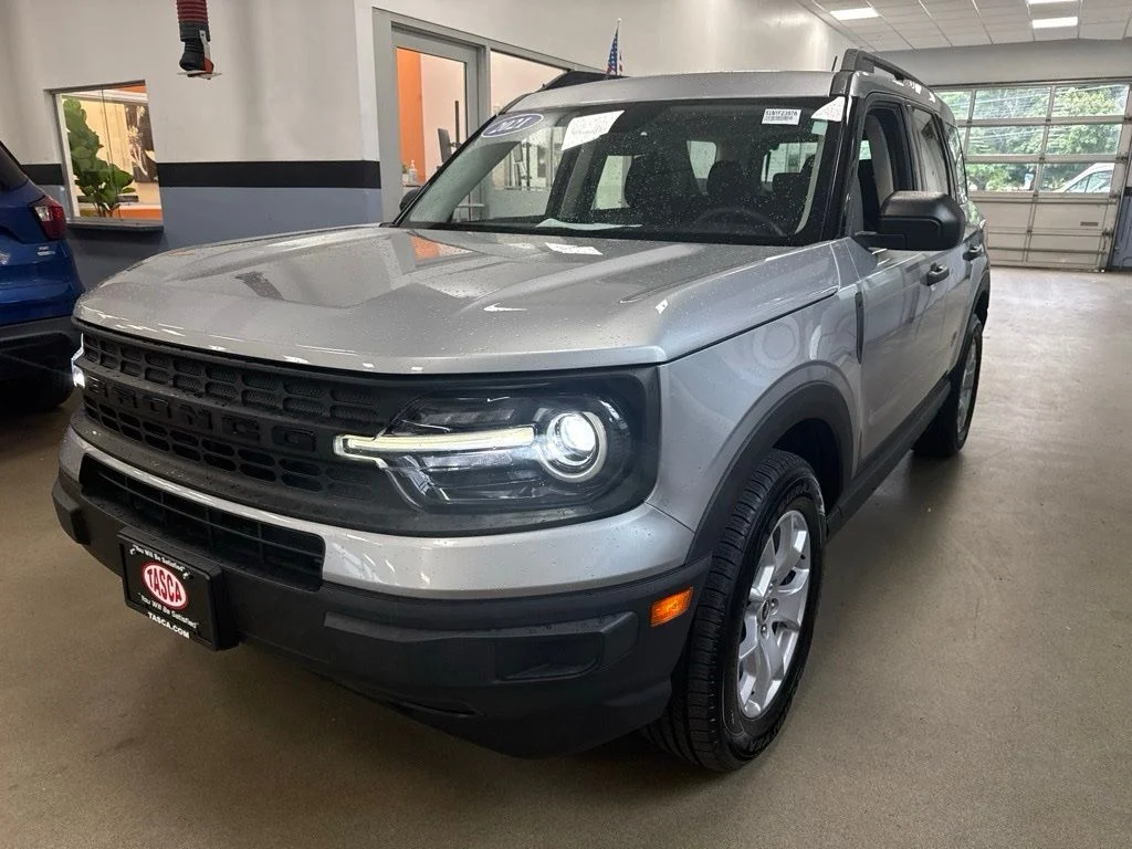 Used 2021 Silver Ford Base image 1