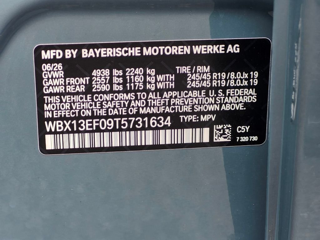 New 2026 Green BMW M35i image 31