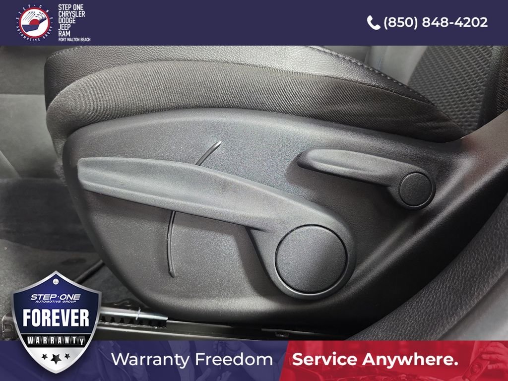 Used 2025 Red Jeep Latitude image 25