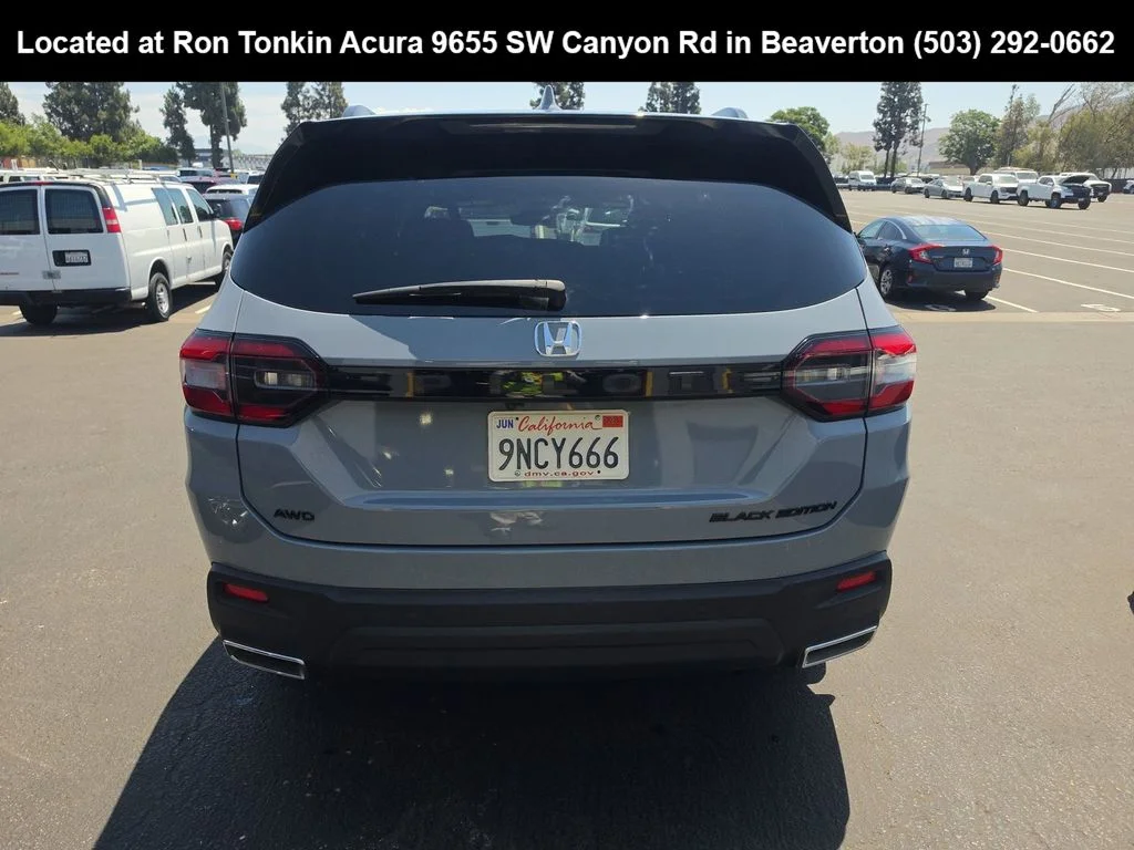 Used 2025 Sonic Gray Pearl Honda Black Edition image 5