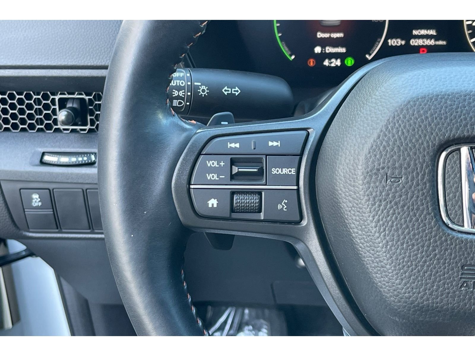 Used 2024 Platinum White Pearl Honda Sport image 35