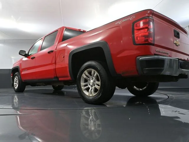 Used 2014 Red Chevrolet LT image 46