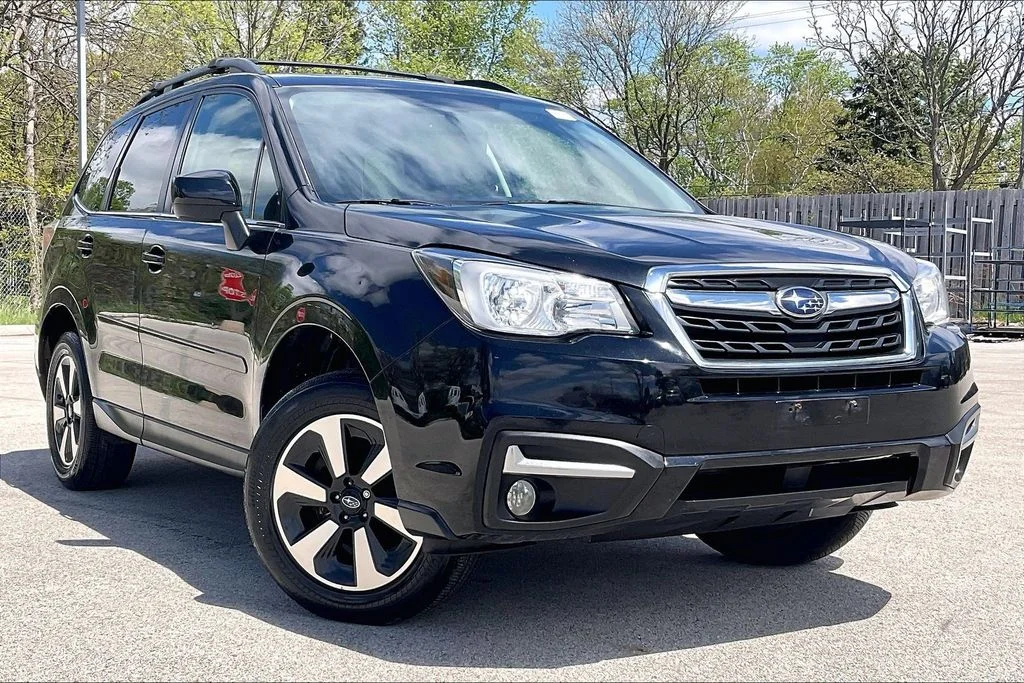 Used 2018 Black Subaru 2.5i Limited image 33