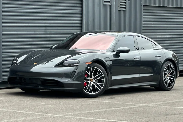 2022 Porsche Taycan 4S