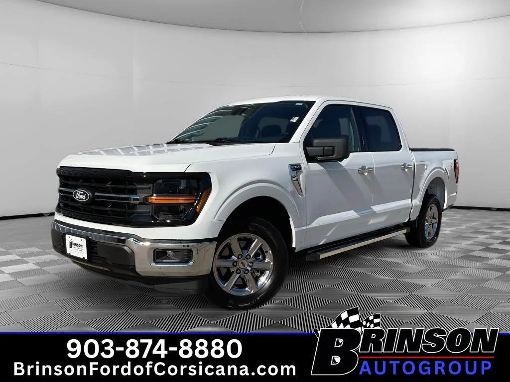 Used 2024 Oxford White Ford XLT image 1