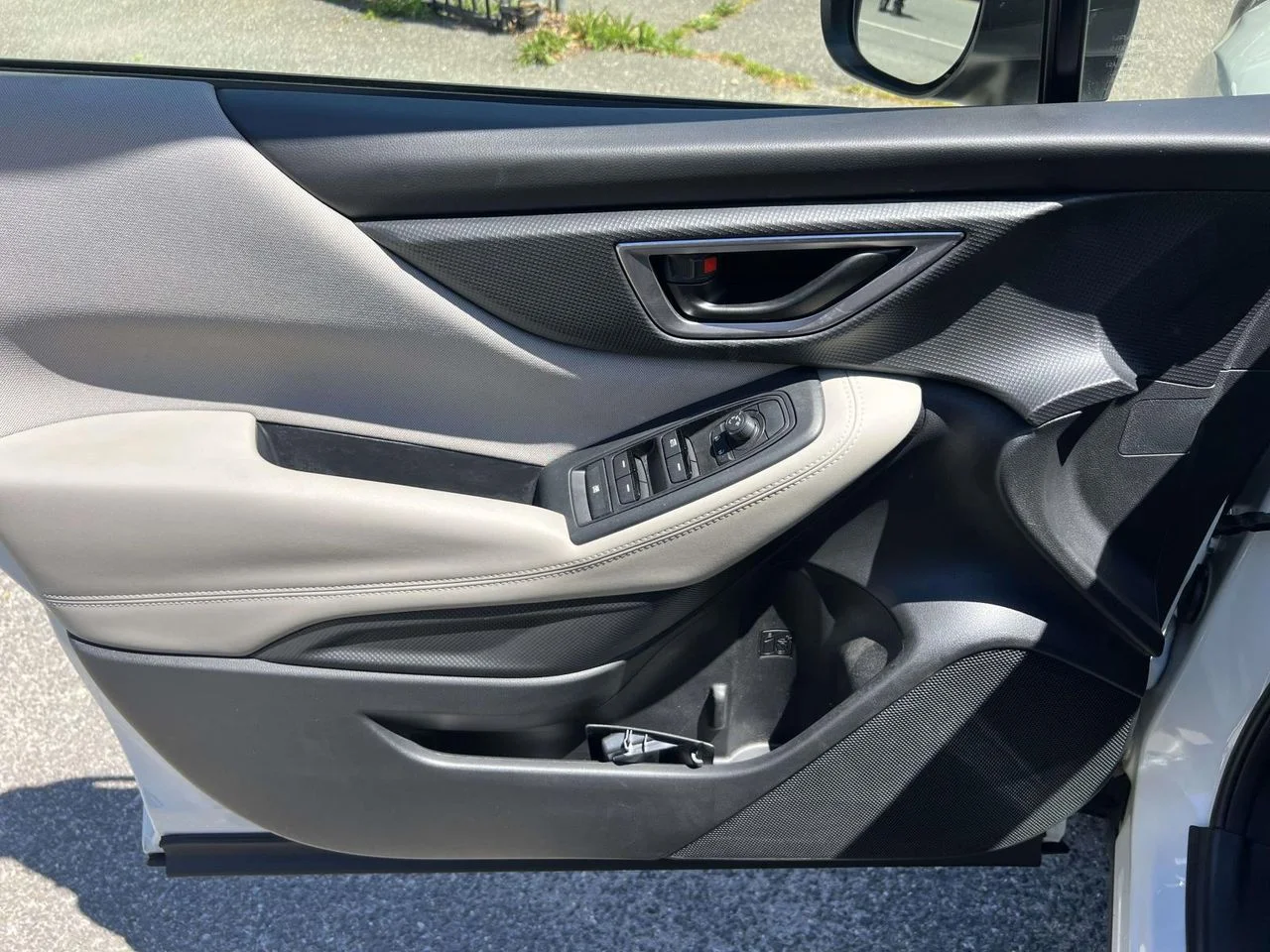 Used 2023 Crystal White Pearl Subaru Base image 21
