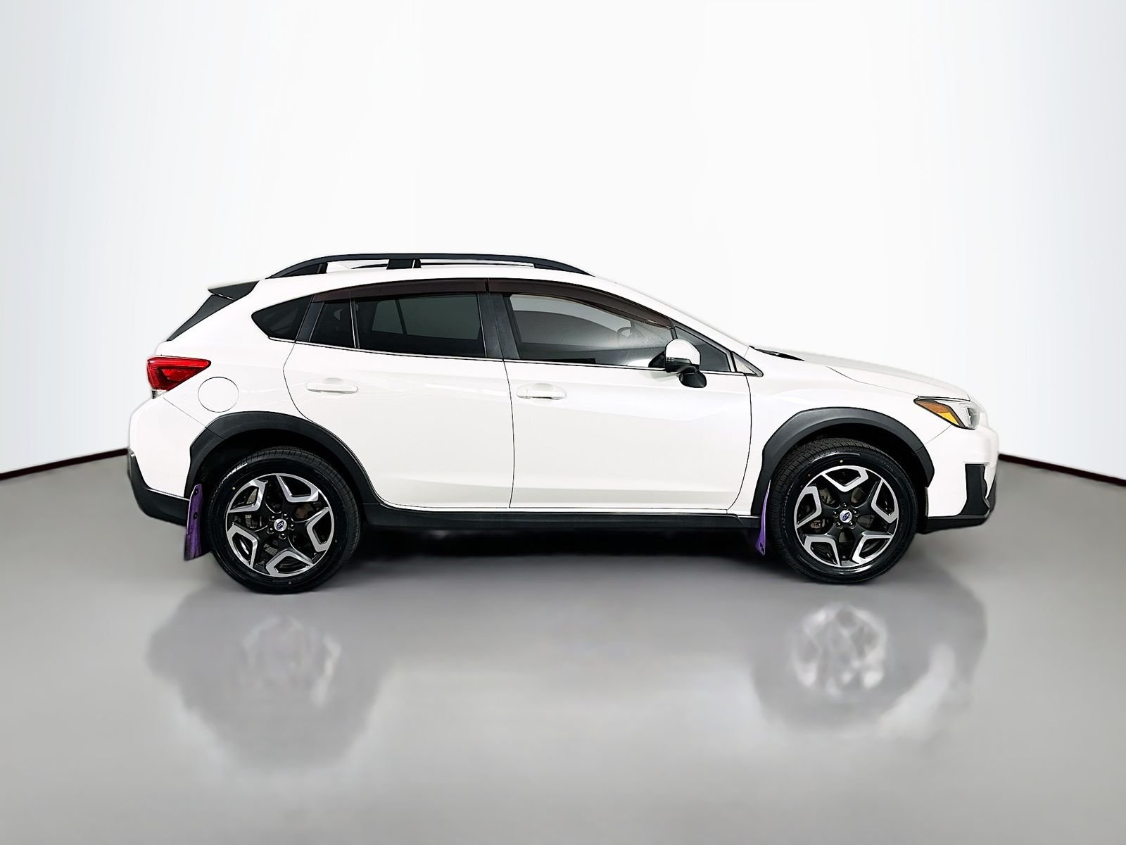 Used 2018 Crystal White Pearl Subaru 2.0i Limited image 8