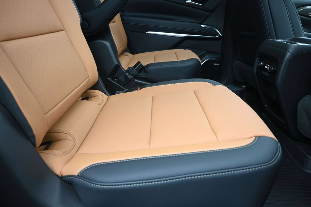 2027 Chevrolet Traverse Z71 - Photo 22