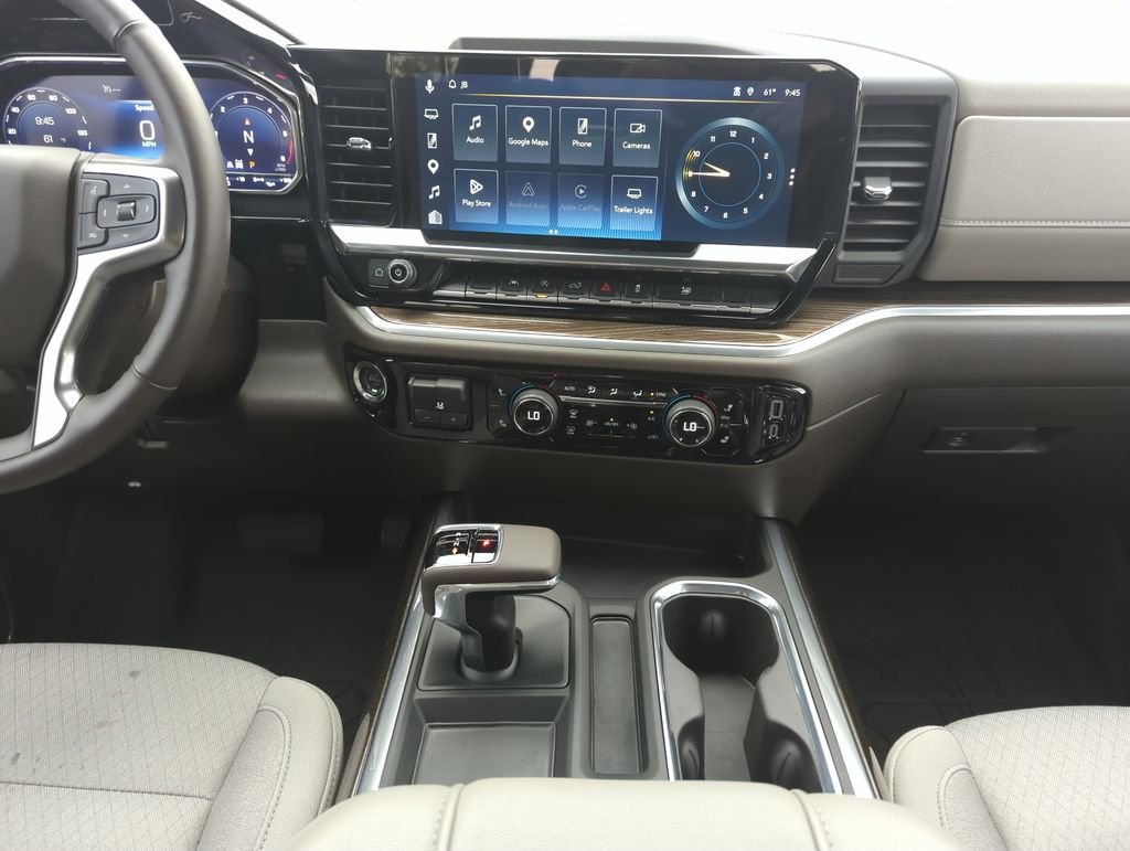 Used 2025 White Chevrolet RST image 15