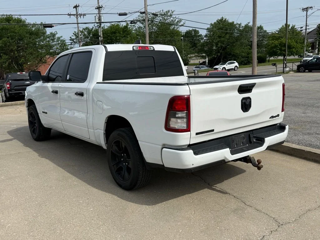 Used 2023 White Ram Big Horn/Lone Star image 9