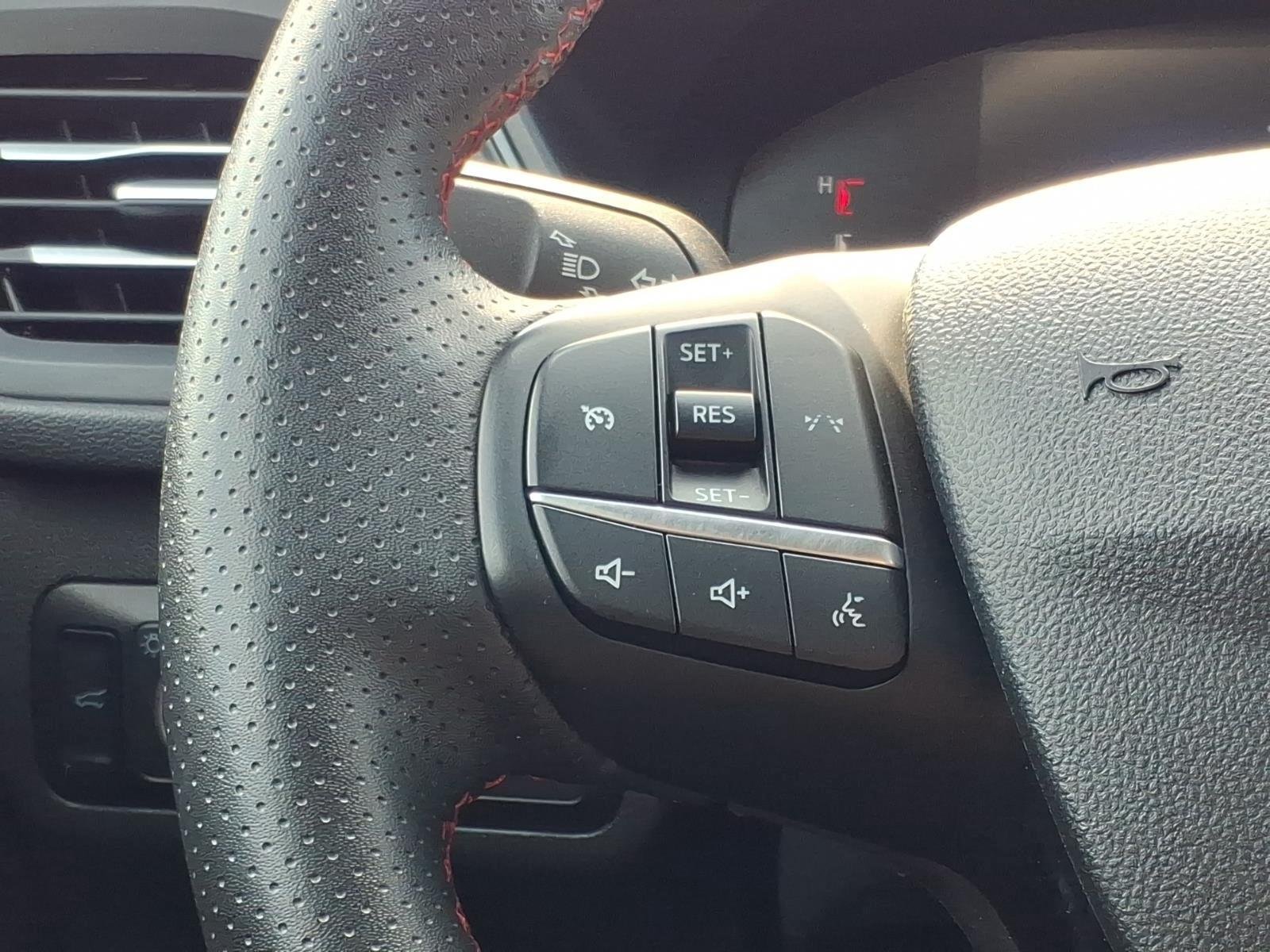 Used 2025  FORD STLINEP image 26