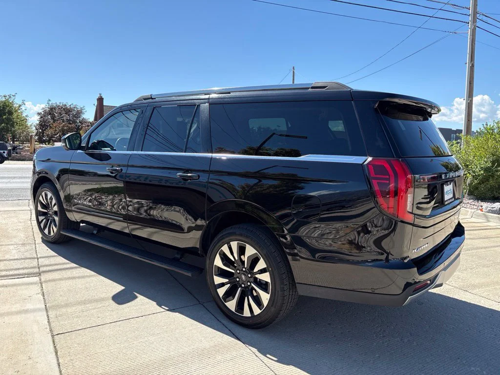 Used 2025 Black Ford Platinum image 7