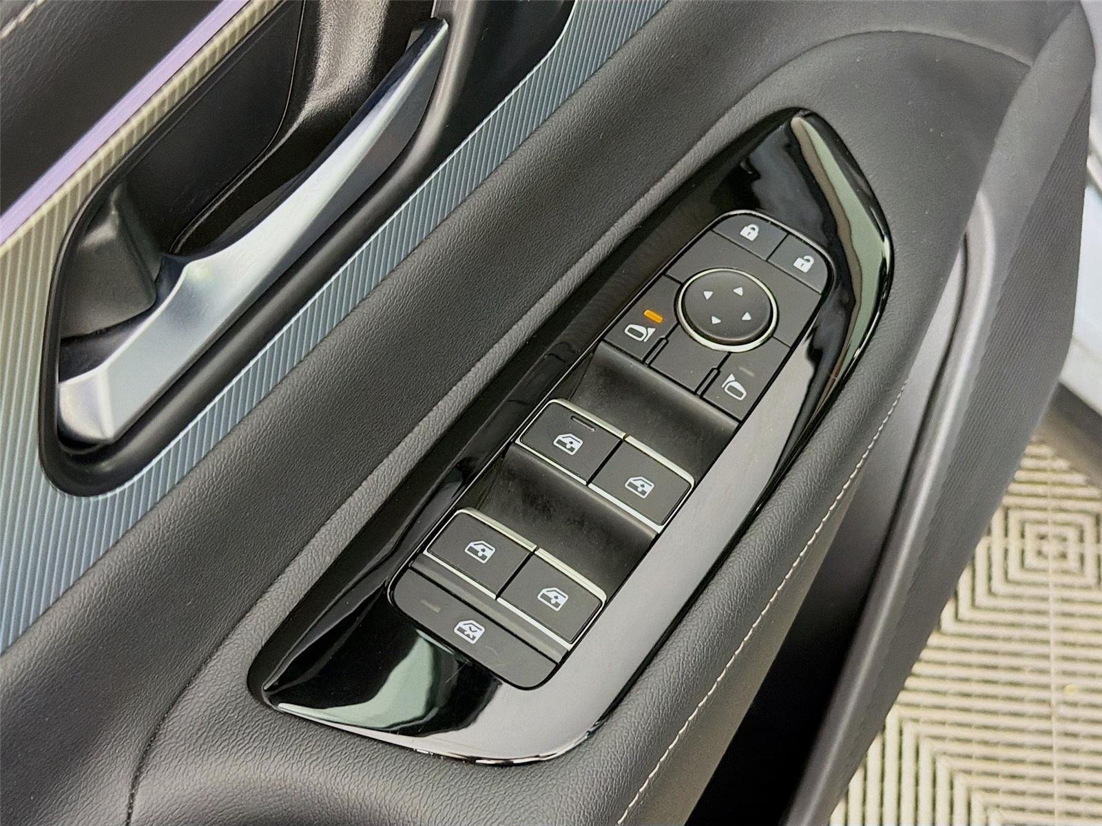 2025 Nissan Murano SL - Photo 24