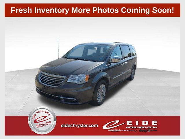 2015 Chrysler Town & Country